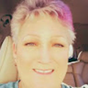 Meet your Posher, Cyndi